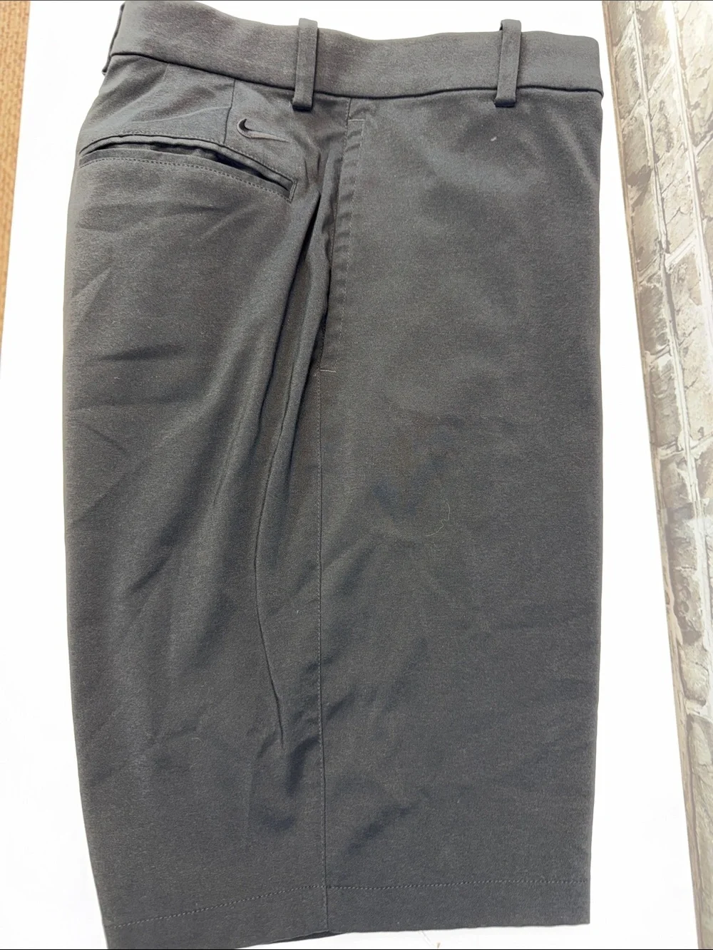 Nike Men's Black Flat-Front Golf Shorts